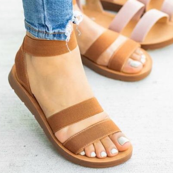 Most comfortable walking sandals - Picture 2 of 5